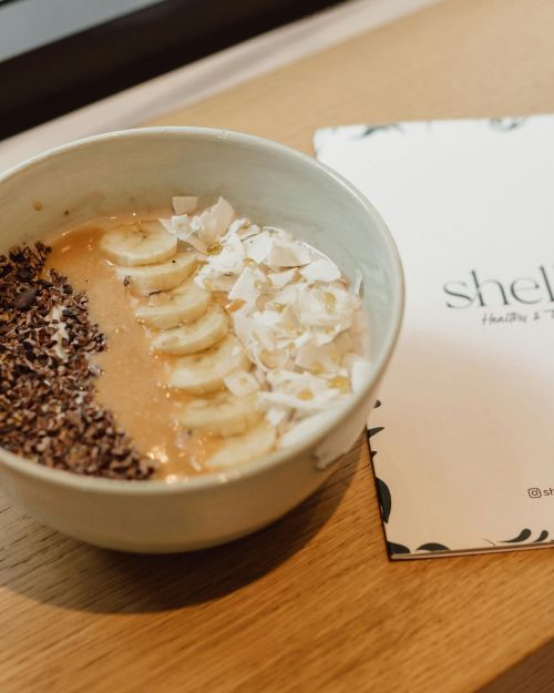 Smoothie bowl à la banane et à l’ananas